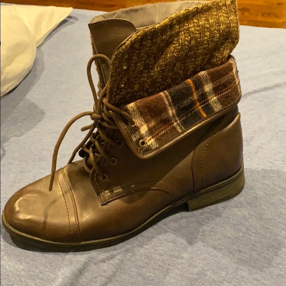 Fall Combat Boots - image 6